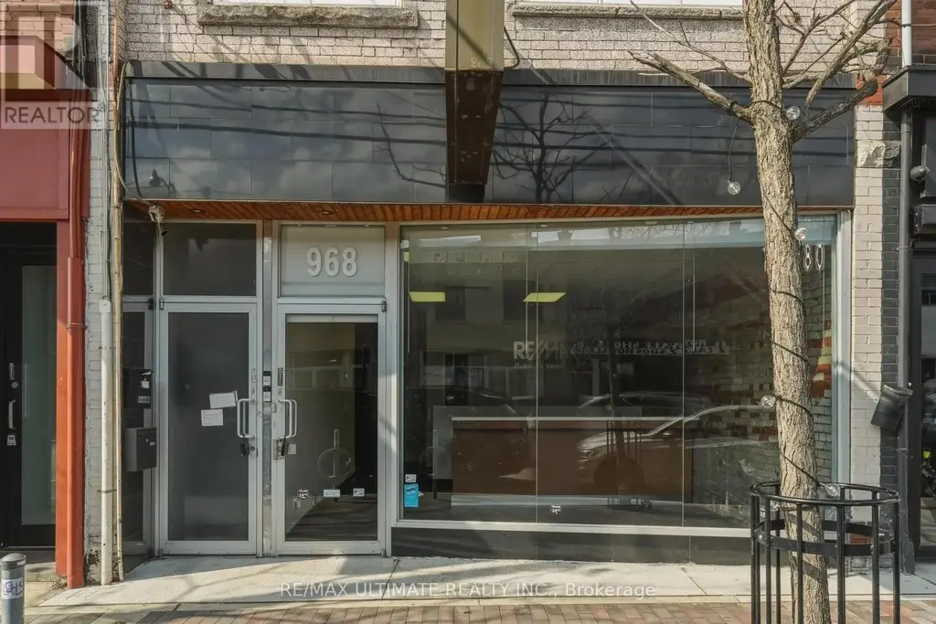 968 College Street, Toronto (Dufferin Grove)